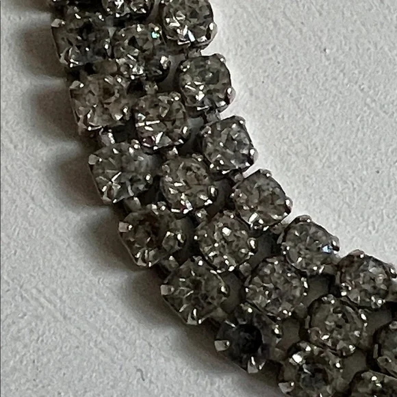 Vintage Rhinestone Necklace - Picture 5 of 8